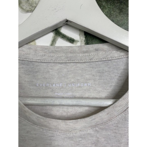Everlane Uniform T Shirt Mens Medium Oat 100% Organic Cotton Crew Neck - Picture 3 of 3